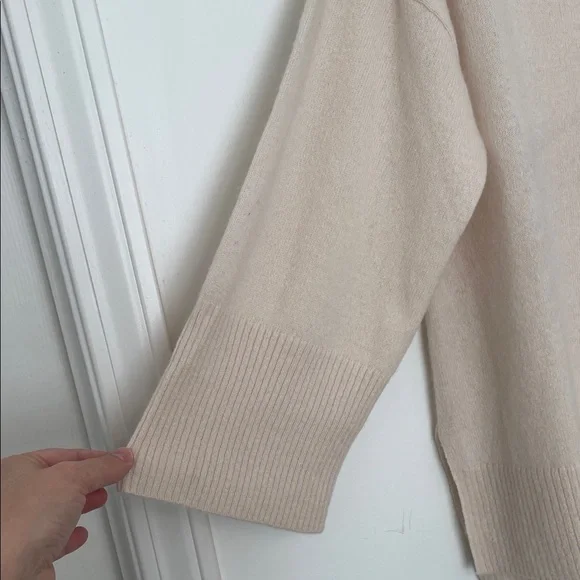 Part Two Copenhagen 100% Cashmere Soft Cream V-Neck Sweater size Large - Picture 5 of 13